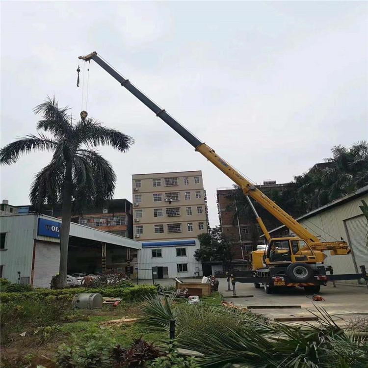 龙楼镇12吨吊车出租一天的收费标准是什么