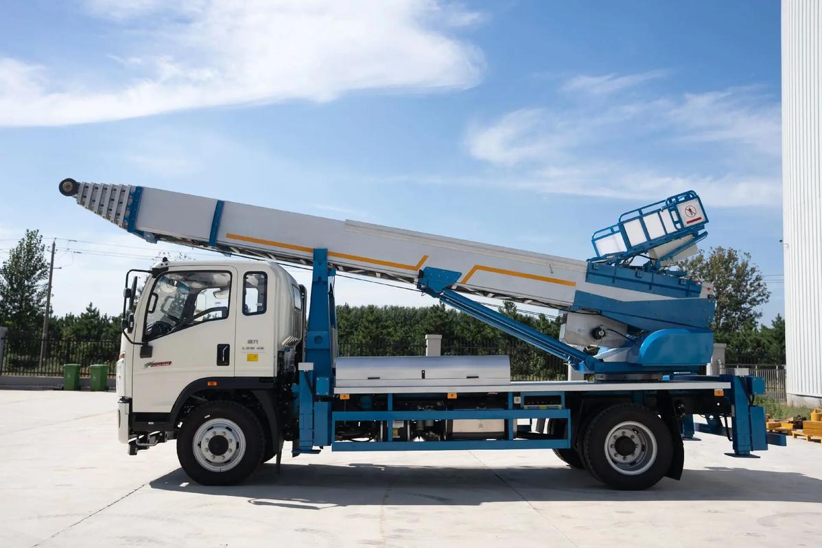 龙楼镇云梯上料车租赁费用